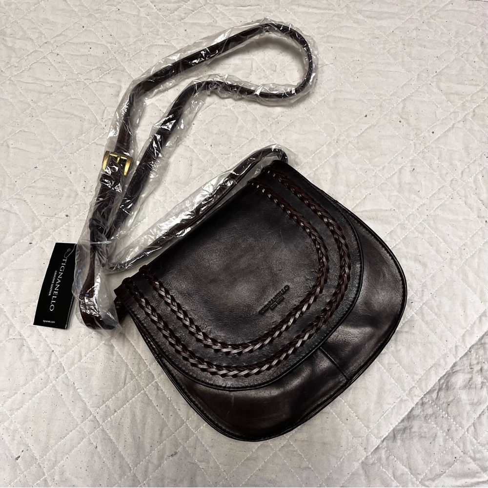 New Tignanello Classic Boho Saddle Bag Navy 1989